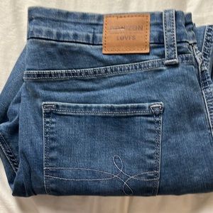 Denizen by Levi size 18 skinny jeans